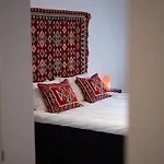 Bright & Spacious Apartment In Main Central Zone